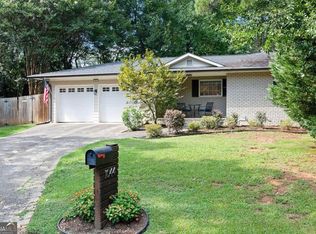 1044 Pine Grove Ave NE, Atlanta, GA 30319
