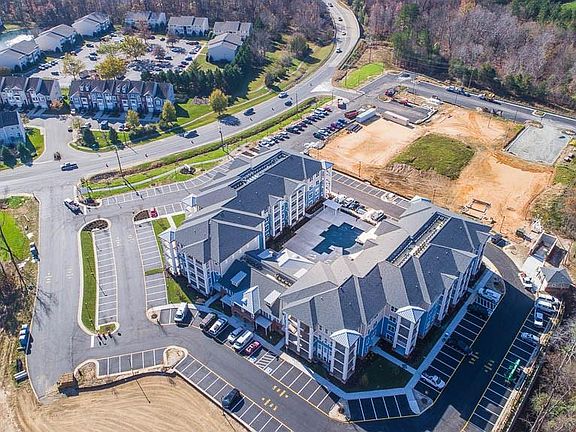 4th image of 10520 Stoney Bluff Dr #101
