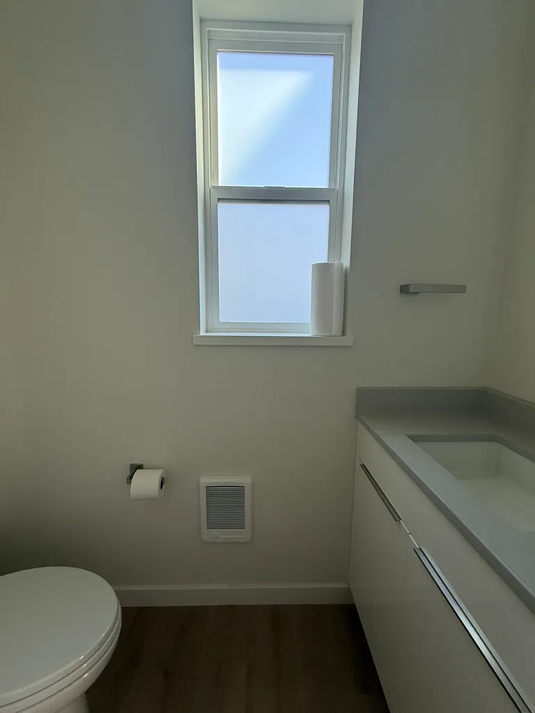 2212 Emerson Drive - 1 — Photo 4