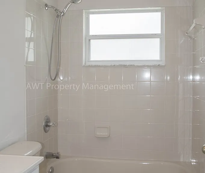 90 Farmsworth Dr #A — Photo 10