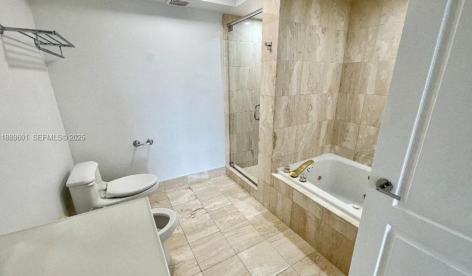 1st image of 1800 Sunset Harbor Dr #809