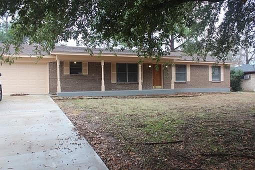 1st image of 208 Jill Ln