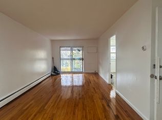 13818 Elder Ave FLOOR 2, Flushing, NY 11355