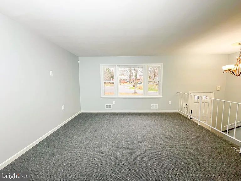 9206 Lorelei Ct — Photo 16
