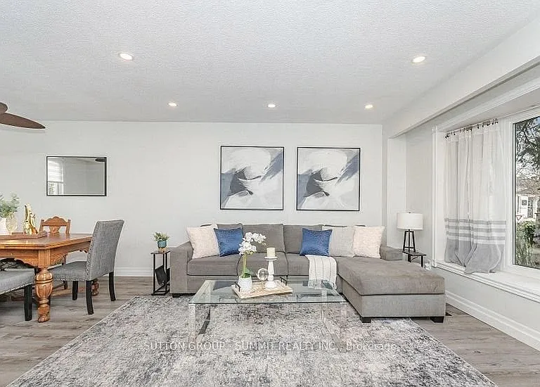 19 Jasper Cres #UPPER — Photo 6