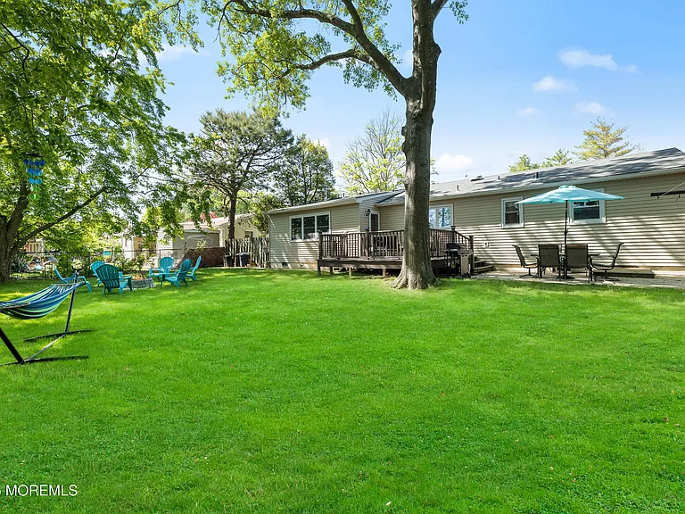 2202 Beach Blvd — Photo 27