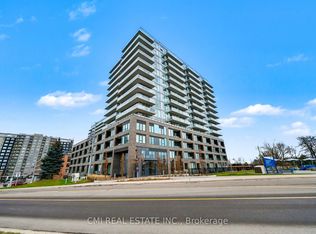 185 Deerfield Rd N #311, Newmarket, ON L3Y 0G7