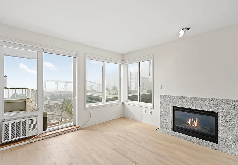 601 W Mercer Pl #401 — Photo 11