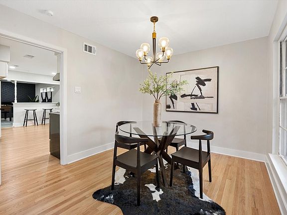 5th image of 10524 Coleridge St