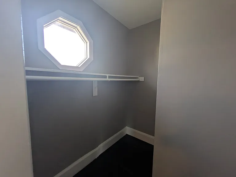 129 Sage Ave #O2R — Photo 9