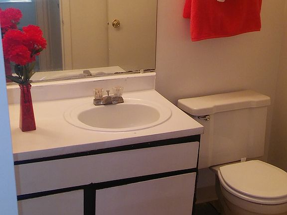 2nd image of 2519 Walden Glen Cir APT B