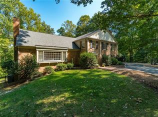 2949 Queenswood Rd, Midlothian, VA 23113