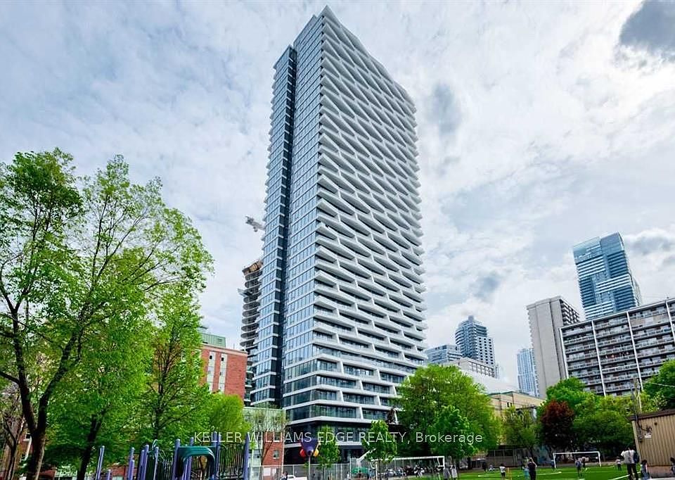 1st image of 85 Wood St #3609