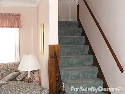 Upstairs : Second floor has 3 bedrooms; Third floor room 16x10.5