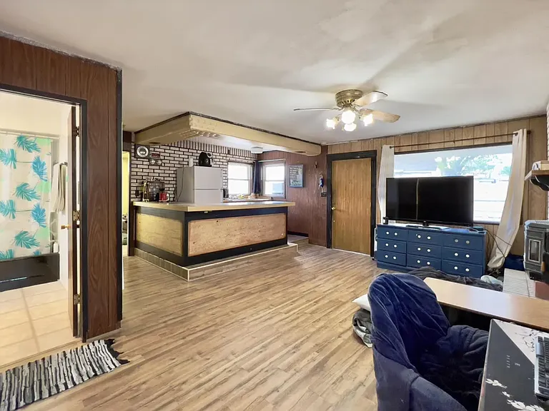 418 G St #B — Photo 7