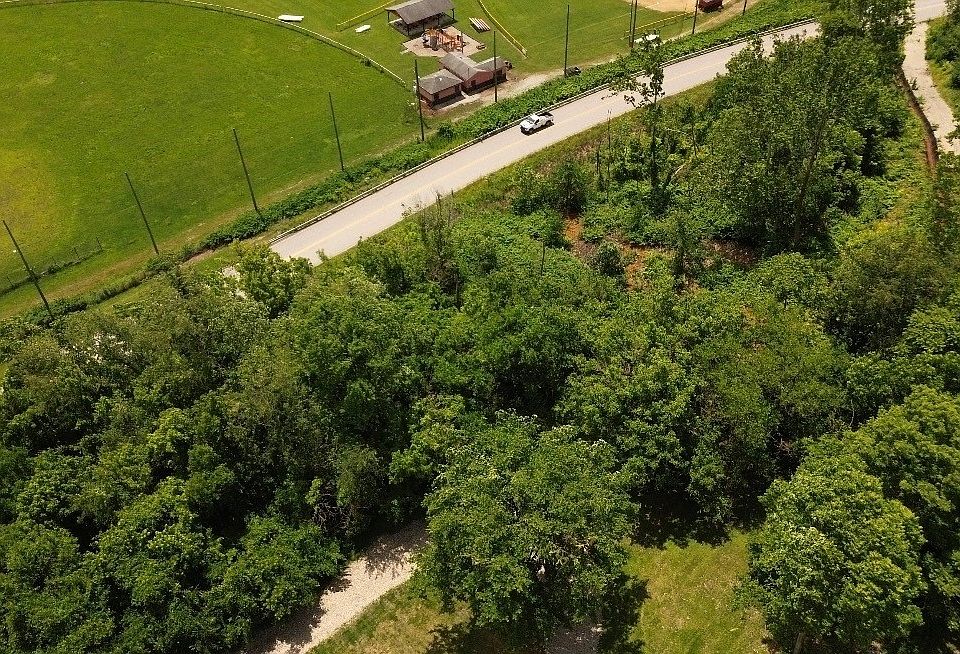 1st image of 26th St