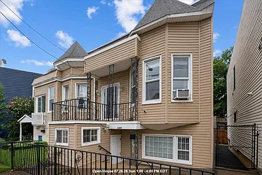 1009 Paterson Plank Road