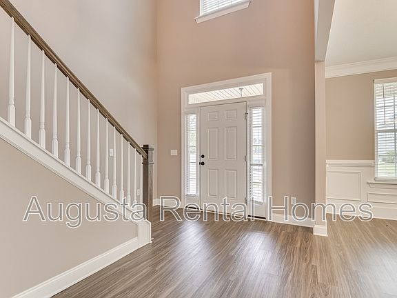5th image of 171 Caroleton Dr