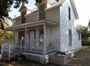 334 W 8th St, Russell, KS 67665
