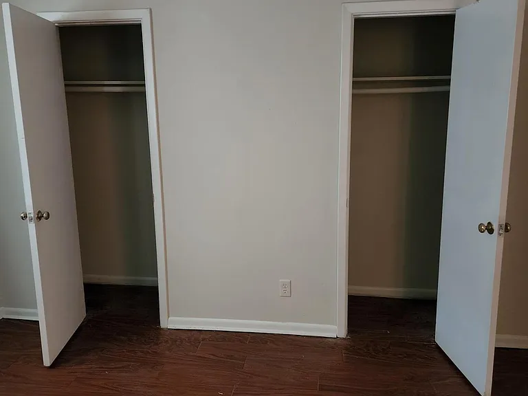 585 Marina St — Photo 9