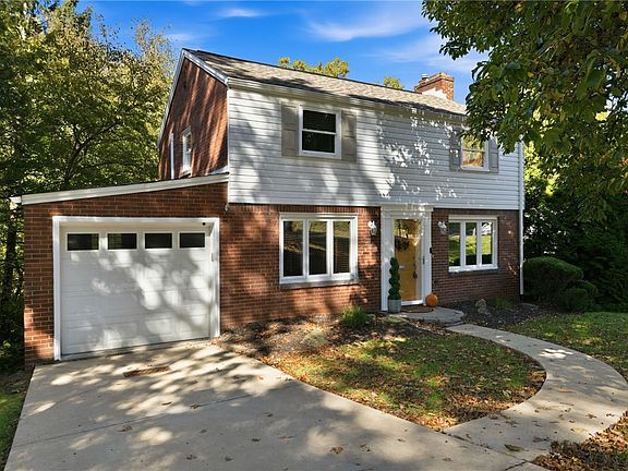 2nd image of 4708 Rolling Hills Rd
