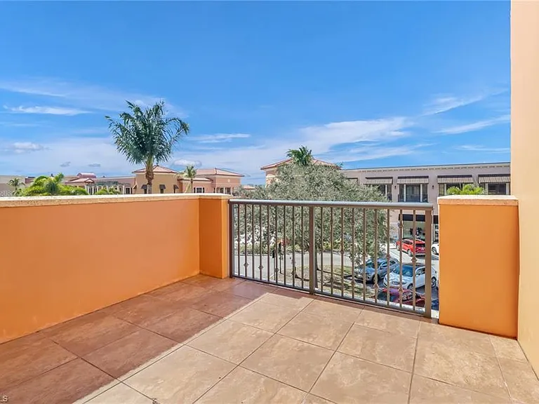 23161 Fashion Dr #7109 — Photo 17