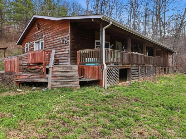 155 Tolsia Heights Rd, Fort Gay, WV 25514