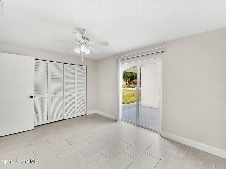 3077 Sea Gate Cir — Photo 17
