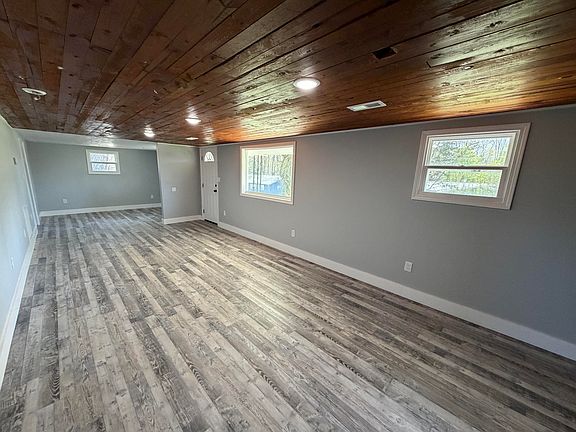 4th image of 171 Slate Rd