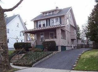 270 Mountain Way, Rutherford, NJ 07070