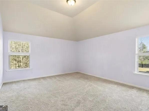 339 Oatgrass Dr, Grayson, GA 30017