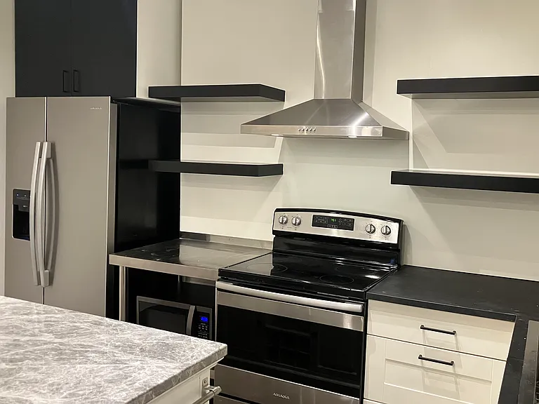 600 Klotter Ave #1 — Photo 6