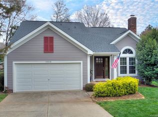12213 Woodside Falls Rd, Pineville, NC 28134