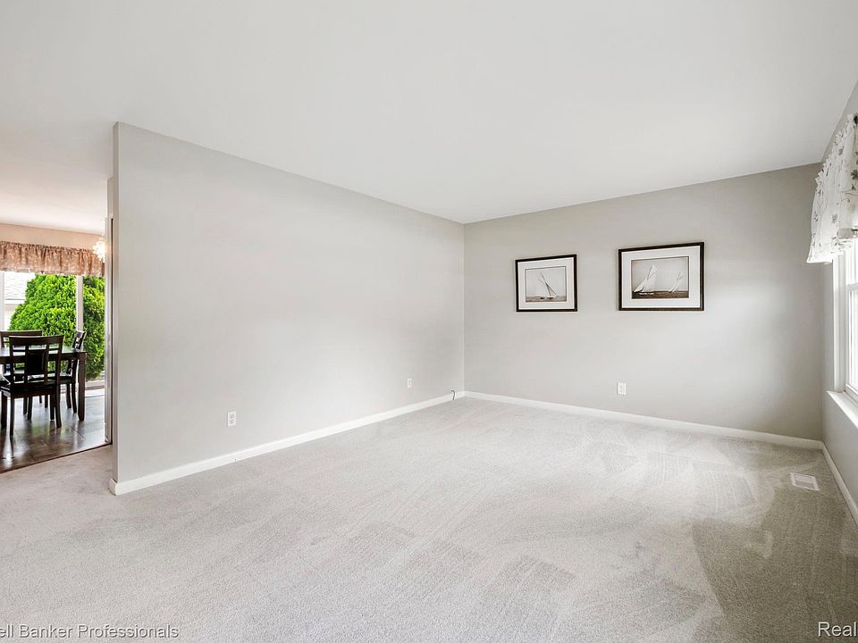397 Barchester St, photo 6