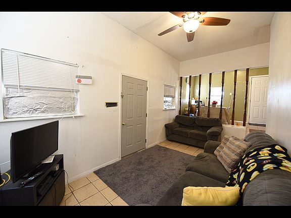 5th image of 1502 Schley Ave