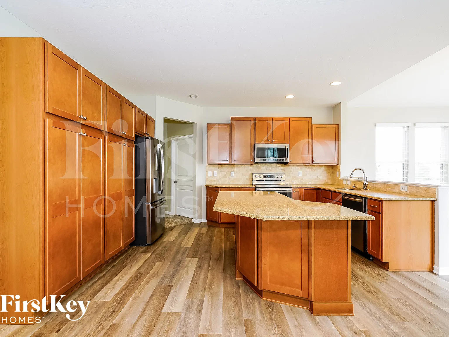 5 bed, 2.5 bath, 2591 sqft, $2,765 — Photo 4
