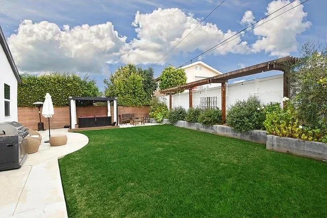 8106 Reading Ave — Photo 29