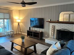 362 Heliotrope Dr, Lake Arrowhead, CA 92352