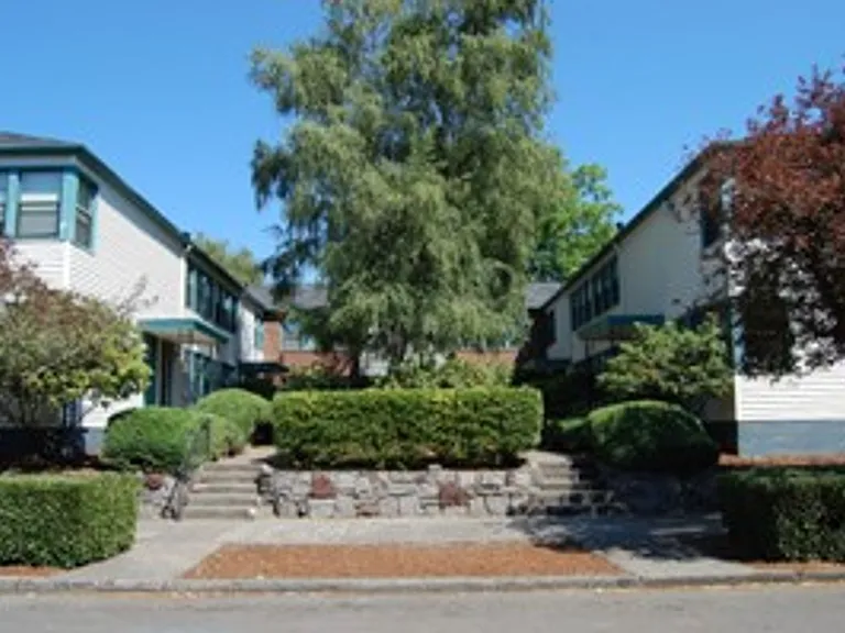 22-38 NE 17th Ave — Photo 3