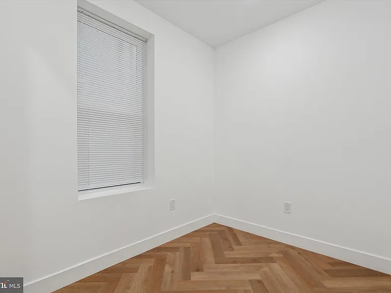1438 Tasker St #1 — Photo 13