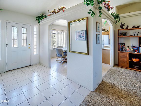 5th image of 3042 Caravan Dr
