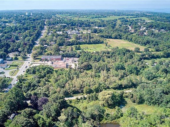 4th image of 2500 E Main Rd