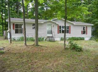 1585 W Sharon Rd SE, Fife Lake, MI 49633