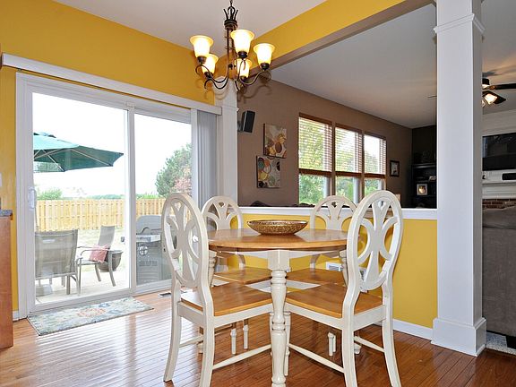 5th image of 11647 Glenn Cir
