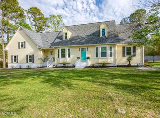 104 Shady Oaks Ct, New Bern, NC 28562