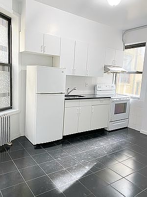 1st image of 56 Henry St APT 9