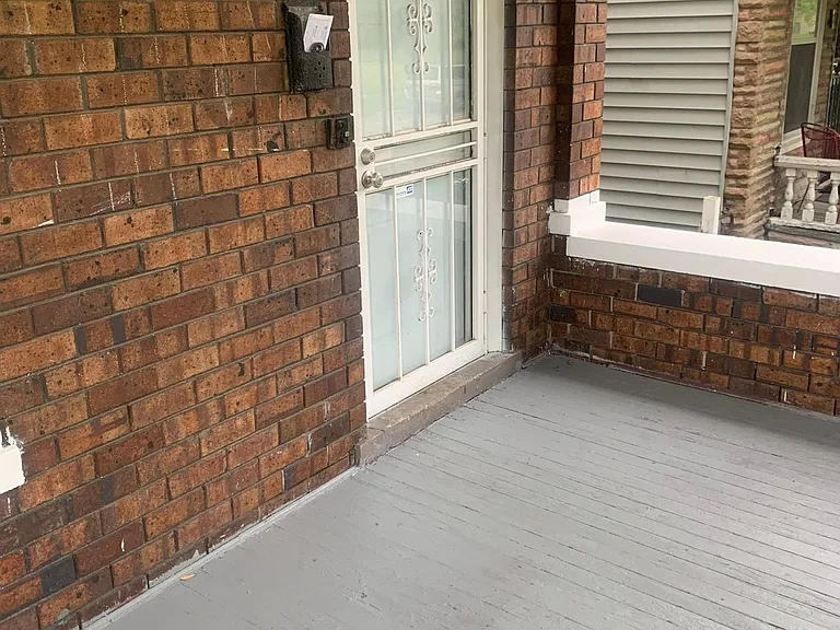 80 Elmhurst St — Photo 4