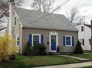 51 2nd St, Pawtucket, RI 02861