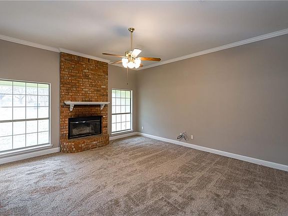 5th image of 7841 Mary Ann Cir