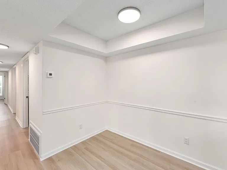 Northridge Apartments — Photo 5